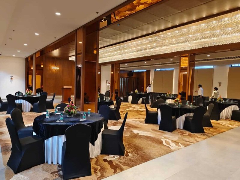 Hotel Pride Elite – Restaurant Furniture Project, Haridwar