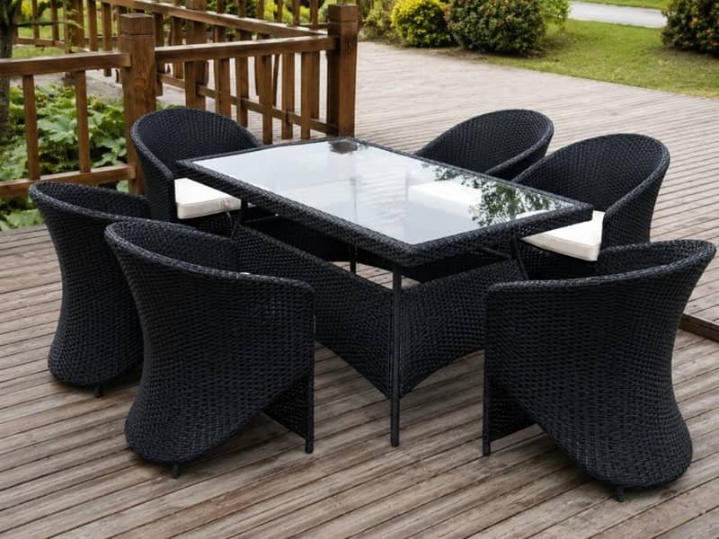 Lawn Dining Set Thumb
