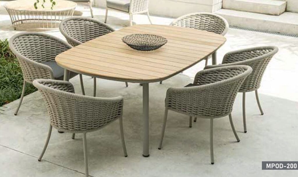 Braid & Ropes Dining Set in Delhi​