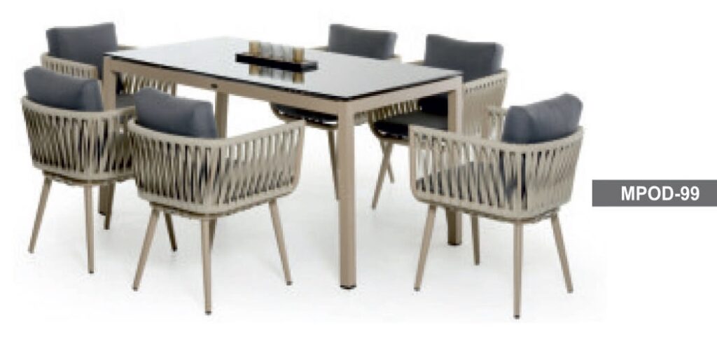 Braid & Ropes Dining Set in Delhi​