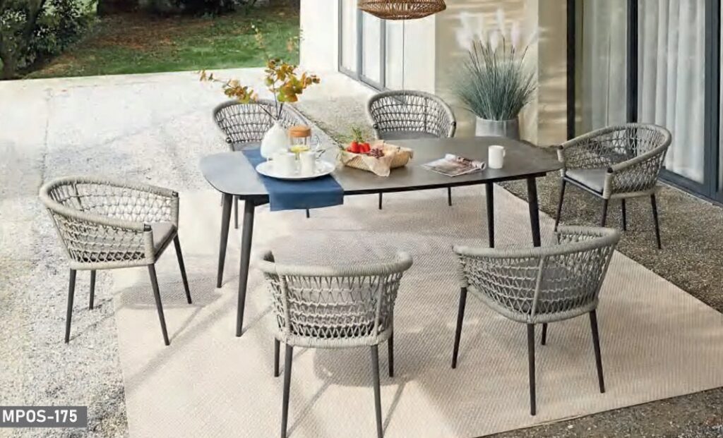 Braid & Ropes Dining Set in Delhi​